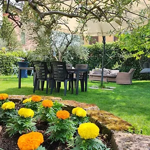 Appartamento Private Garden Giardino Privato A - House Amorino, Bardolino